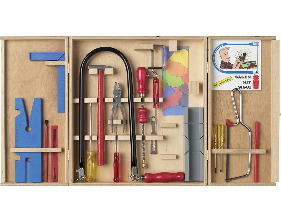 M407 - Laubsäge Schrank